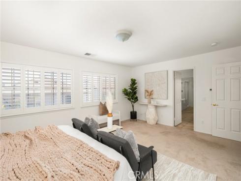 40 Calais , Irvine, CA