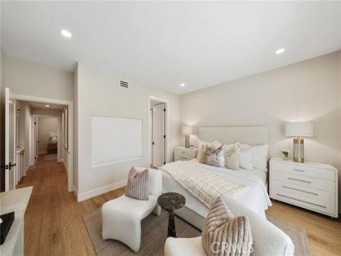 55 Highland 31 , Irvine, CA