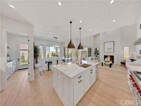 205 Pinnacle , Irvine, CA