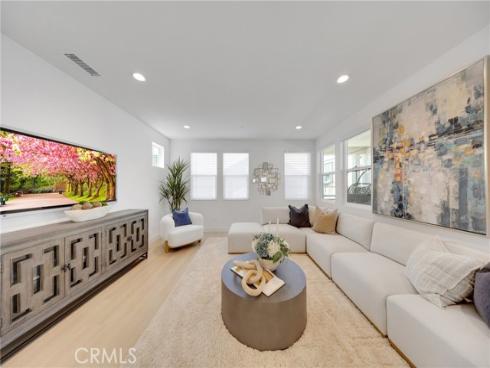 251 Tank , Irvine, CA