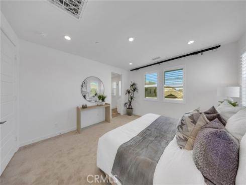 251 Tank , Irvine, CA