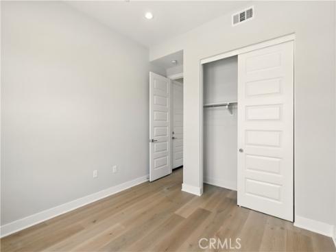 208 Stage , Irvine, CA