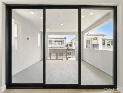 208 Stage , Irvine, CA