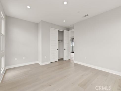 204 Stage , Irvine, CA