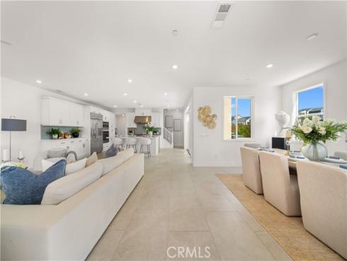 112  Turning Post  , Irvine, CA