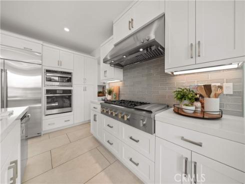 112  Turning Post  , Irvine, CA