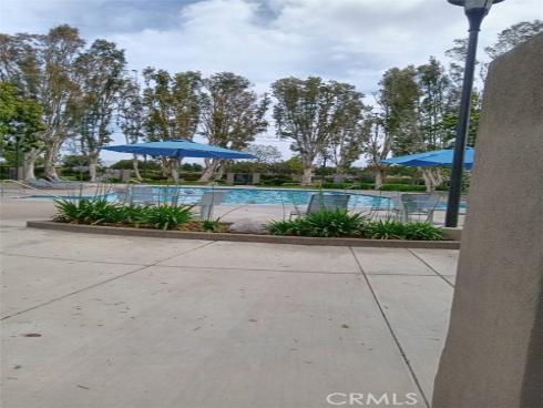 18 Goldenbush , Irvine, CA