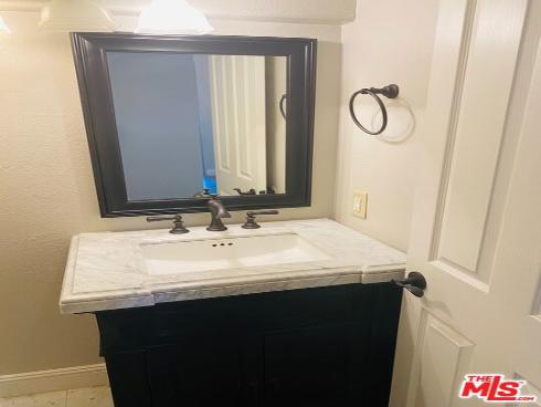 19 Imperial Aisle , Irvine, CA