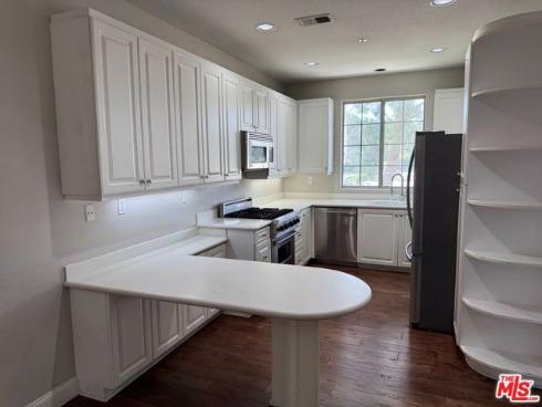 19 Imperial Aisle , Irvine, CA