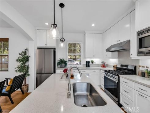 55 Strawberry , Irvine, CA