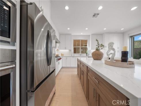 101 Somera , Irvine, CA