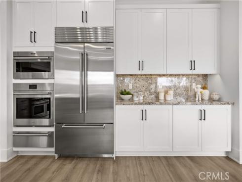 59 Longchamp , Irvine, CA