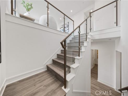 59 Longchamp , Irvine, CA