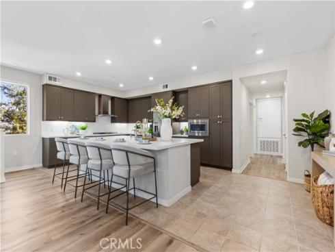 107 Bowery , Irvine, CA