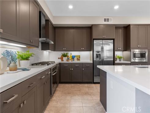 107 Bowery , Irvine, CA