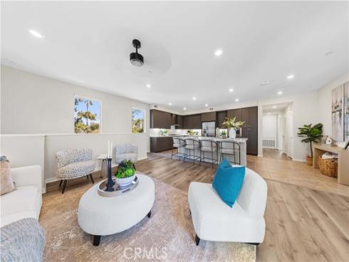 107 Bowery , Irvine, CA