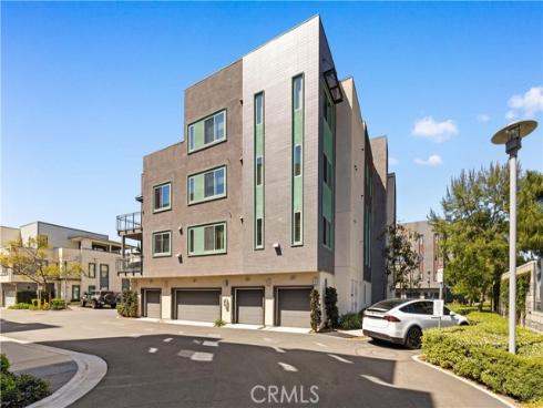 107 Bowery , Irvine, CA