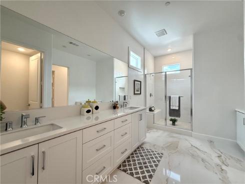 418 Treble , Irvine, CA