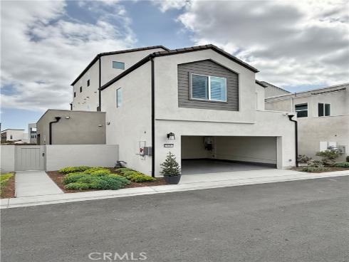 418 Treble , Irvine, CA