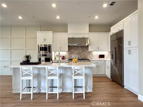 418 Treble , Irvine, CA