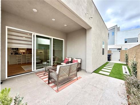 418 Treble , Irvine, CA