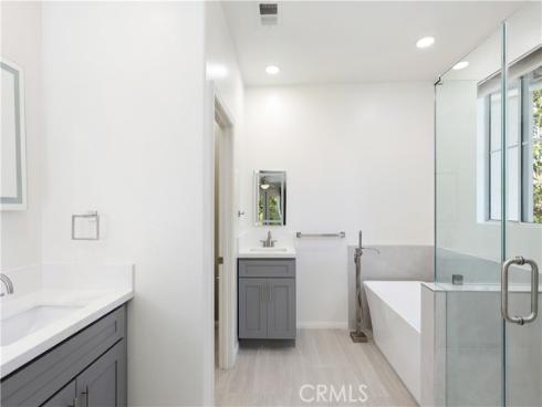 36 Chula Vista 109 , Irvine, CA