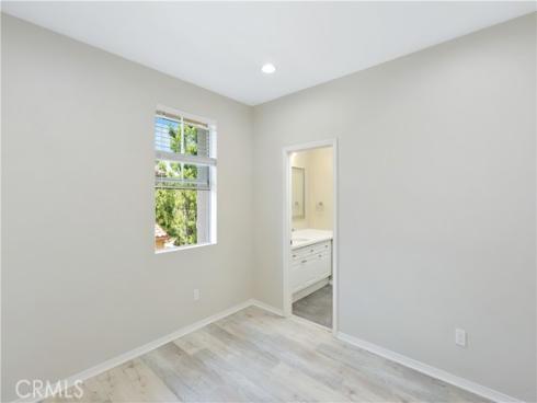 36 Chula Vista 109 , Irvine, CA