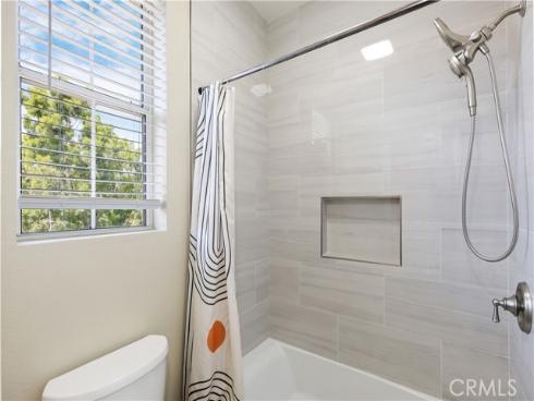 36 Chula Vista 109 , Irvine, CA