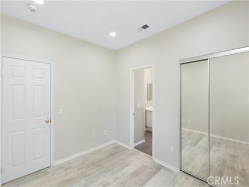 36 Chula Vista 109 , Irvine, CA