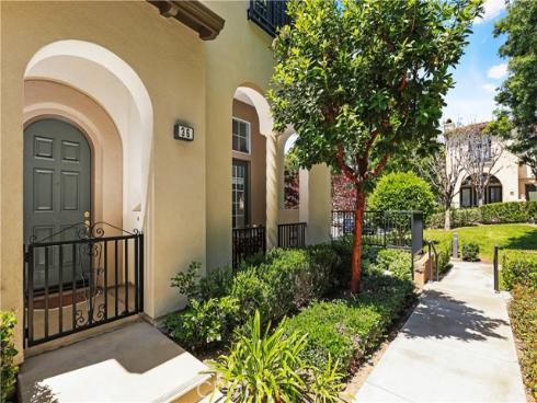 36 Chula Vista 109 , Irvine, CA