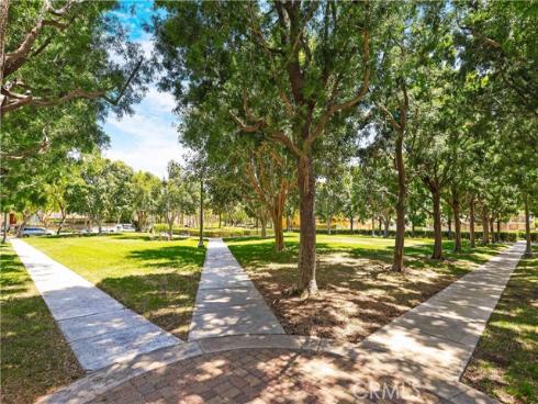 36 Chula Vista 109 , Irvine, CA