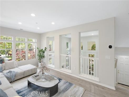 36 Chula Vista 109 , Irvine, CA