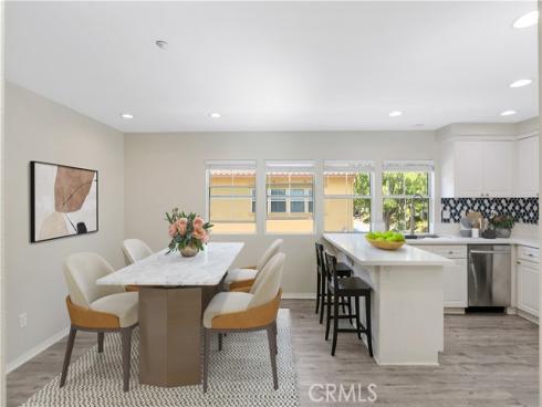 36 Chula Vista 109 , Irvine, CA