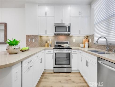 148 Capricorn , Irvine, CA