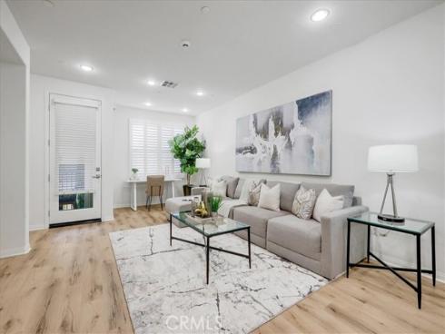 148 Capricorn , Irvine, CA