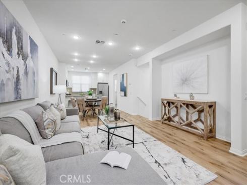 148 Capricorn , Irvine, CA