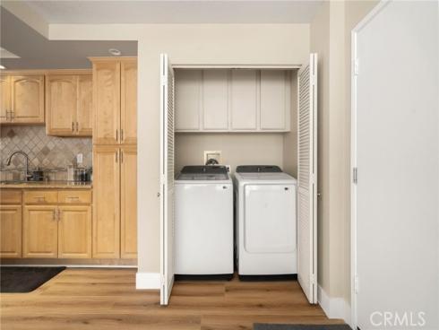 71 Agostino , Irvine, CA