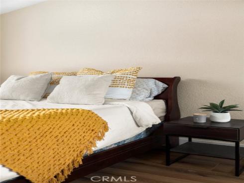 71 Agostino , Irvine, CA