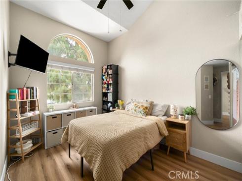 71 Agostino , Irvine, CA