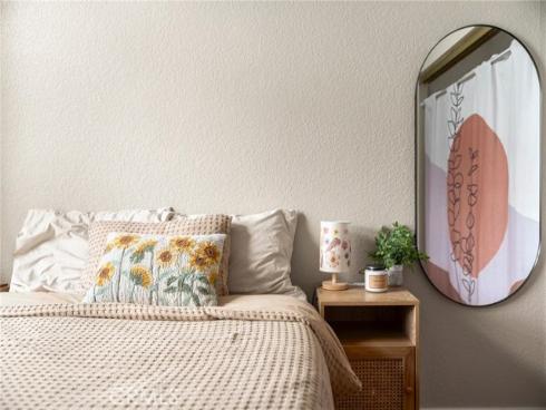 71 Agostino , Irvine, CA