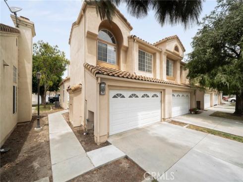71 Agostino , Irvine, CA