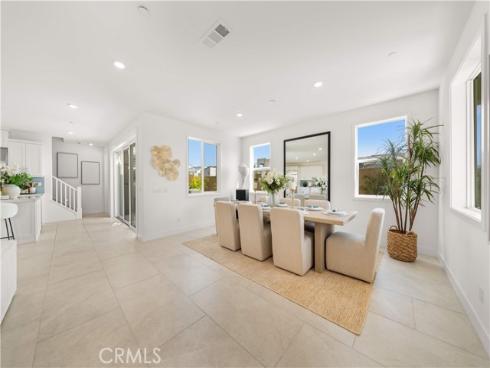 306 Treble , Irvine, CA