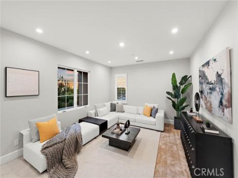 101 Artista , Irvine, CA