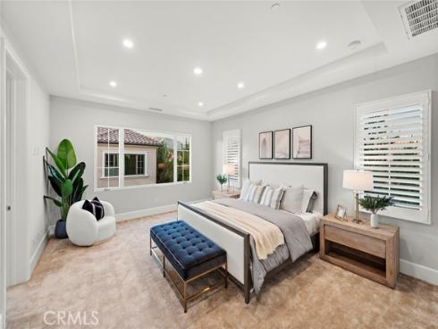 101 Artista , Irvine, CA