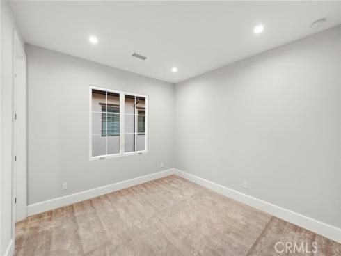 101 Artista , Irvine, CA