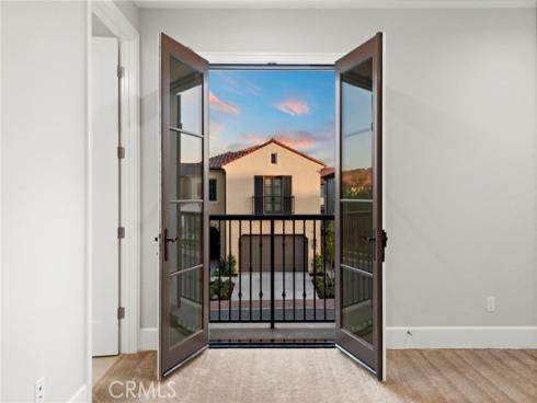 101 Artista , Irvine, CA