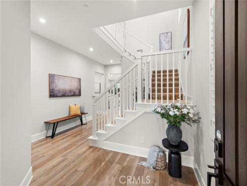 101 Artista , Irvine, CA