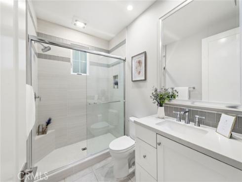 101 Artista , Irvine, CA