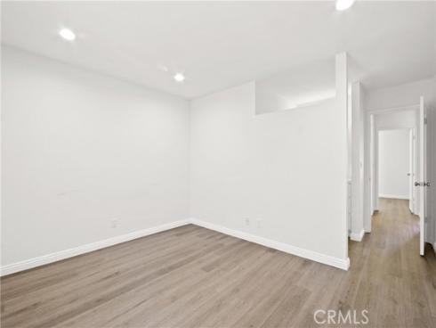 326 Streamwood , Irvine, CA