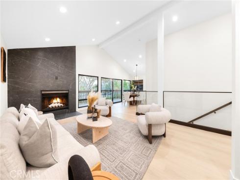 8 Montanas Sud 60 , Irvine, CA